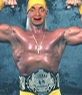 Fotomontage zu machen ein Gesicht. Hulk Hogan zeigt seine Stärke, die sich als Terry Gene Bollea erscheint, Wrestler und Schauspieler in Hollywood, mit einem Gürtel.