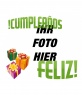 Machen Sie einen Geburtstag Grußkarte mit Ihrem Bild mit dieser Fotomontage. Ihr Foto wird durch 3 Gaben von Farben und alles Gute zum Geburtstag Grün begleitet werden.