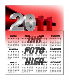 Kalender 2011 von Rot, individuell mit Ihrem Foto. Das Jahr wird in großen Metall grau und rot. Es ist in Kastilisch geschrieben, aber die Reihenfolge der Wochentage ist das englische System, mit dem Sonntag 