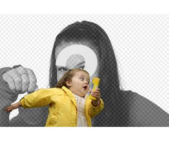 fotomontage mit der blase madchen im gelben regenmantel und der modischen meme wo sie ihre foto und text