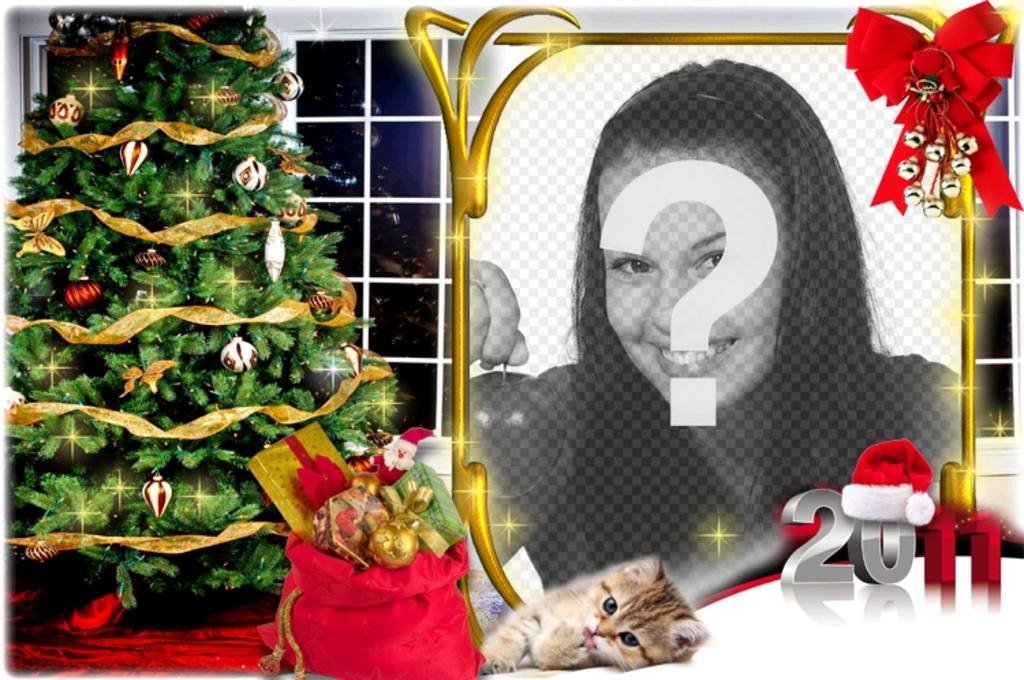 Weihnachtskarte, in der Ihr Foto erscheint in einem Goldrahmen mit einem roten Band und ein paar Glocken. Ihr Foto erscheint in einem Haus an Weihnachten mit dem Baum und der Sack mit Geschenken und einer kleinen Katze, die auf Ihr Bild, neben einem 2011 in Silber und Rot, mit..