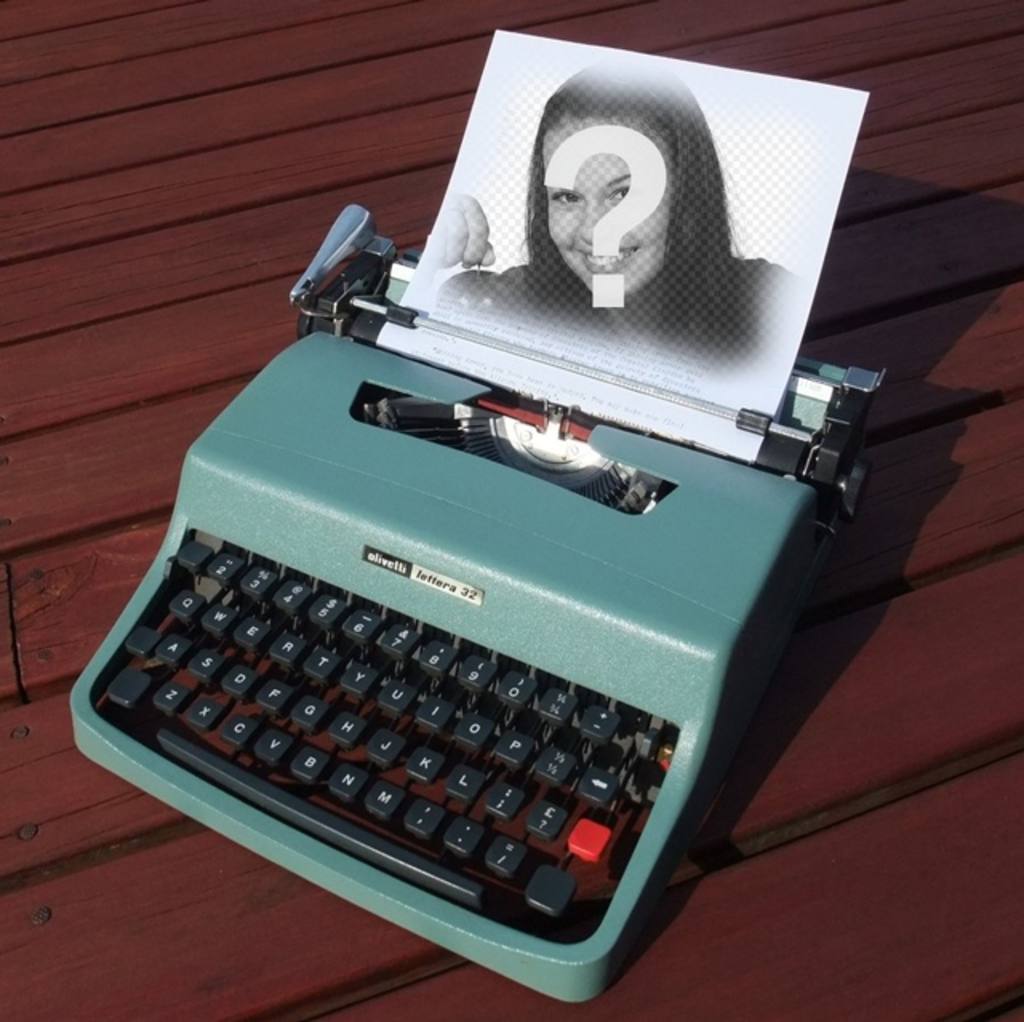 Fotomontage mit einem Oldtimer-Schreibmaschine Olivetti Türkis mit einem Papier, um ein Bild..