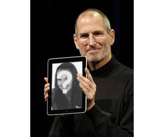 fotomontage mit beliebten charakteren in dieser montage steve jobs ceo von apple lasst ihre fotos in einem ipad