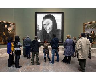 fotomontage im museo prado mit den besuchern gerade ein gemalde ein bild in das loch setzen