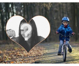 photo frame von einem kind mit dem fahrrad und ihr bild in einem herzen